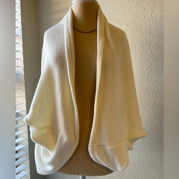Sweaters - Cardigan